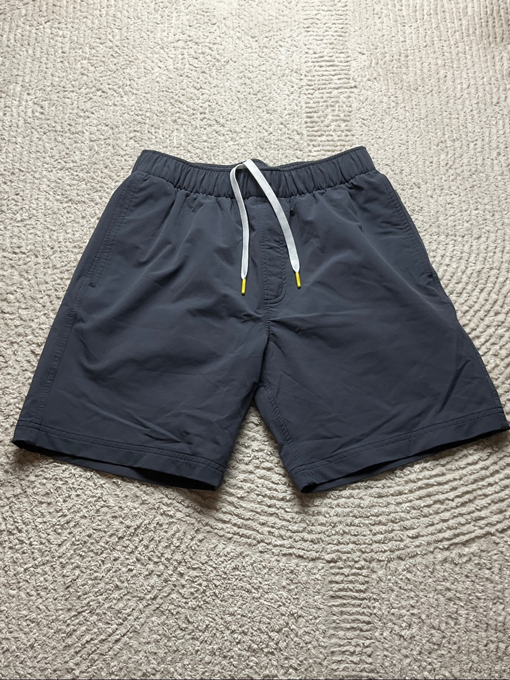 Olivers Men's Athletic Shorts in Charcoal Gray with White Drawstring Size Small